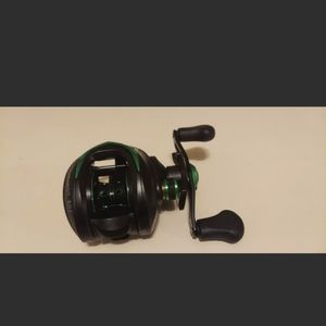 Left Hand Baitcasting Fishing Reel